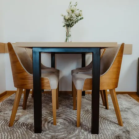 View 40 Arandjelovac